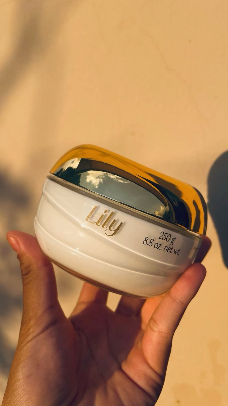 Linha Lily — O Boticário