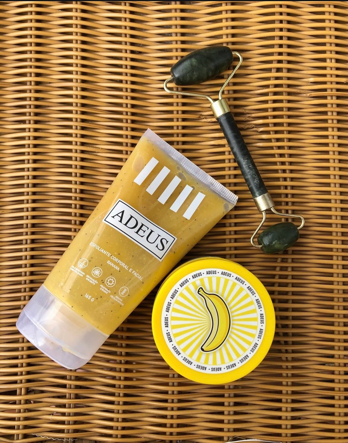 ✨ KIT PELE UNIFORME RN BEAUTY  (Clareador + Esfoliante Banana)